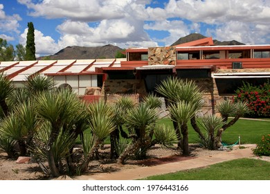 Scottsdale, Arizona, August 30, 2008: Frank Lloyd Wright’s Home In Scottsdale, Az Known As Taliesin West