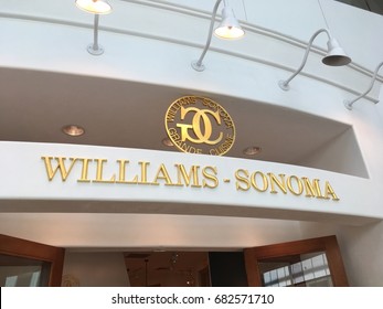 SCOTTSDALE, ARIZONA, JULY 22, 2017: Williams Sonoma Retail Store