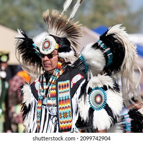 607 Pow wow children Images, Stock Photos & Vectors | Shutterstock