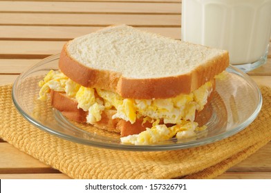 Scrambled Egg Sandwich Images Stock Photos Vectors Shutterstock