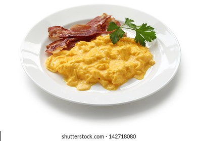 Scrambled Eggs With Crispy Bacon