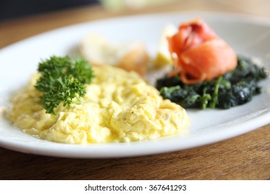 Scrambled Eggs With Smoked Salmon 