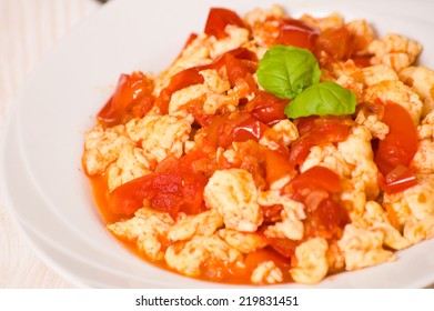 Scrambled Eggs With Tomato