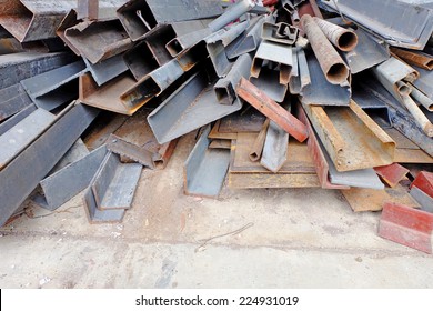 Scrap metal - Shutterstock ID 224931019
