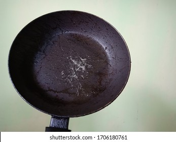 Scratch Marks On Teflon Pan