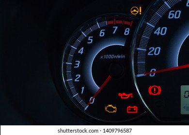 Screen display of car status warning light on dashboard panel symbols which show the fault indicators