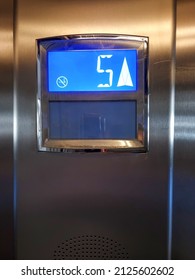 Screen Of An Elevator Indicating The Fifth Floor And The No Smoking Sign