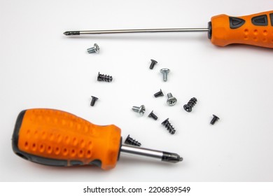 The screwdrivers   screws  bolts  Metal screws for tightening  repair 