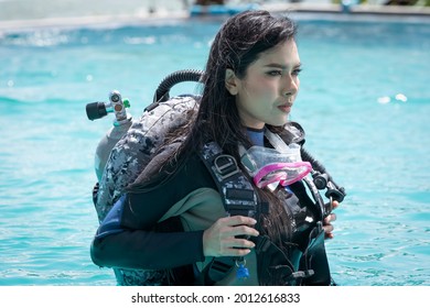 Scuba Diver Portrait Beautiful Woman In The Pool