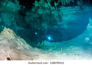 47 Dream gate cenote Images, Stock Photos & Vectors | Shutterstock