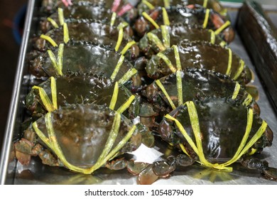 Sea Crab Sales In The Wet Market.