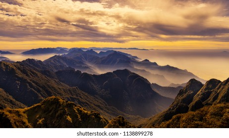 Sea of mist at Fansipan Vietnam - Shutterstock ID 1138899278