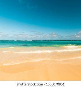 Playa Sol Arena Y Mar Images Stock Photos Vectors Shutterstock