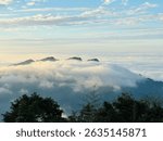 Sea of ​​clouds in Wuzhi Mountain