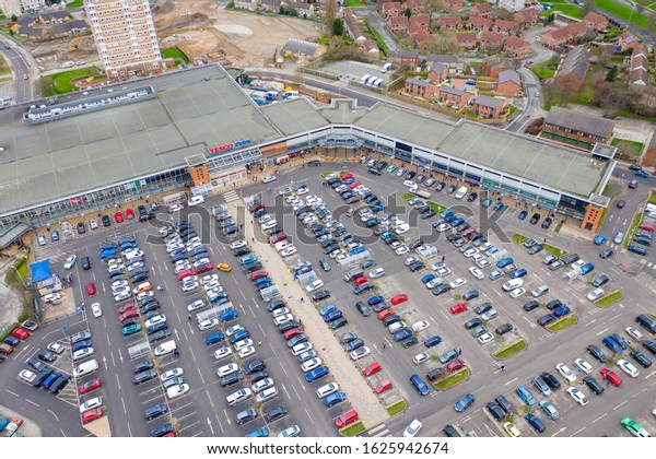 Seacroft Leeds UK,  25th Jan 2020: Aerial photo of a\
busy large supermarket located in the town of Seacroft in Leeds\
West Yorkshire in the\
UK