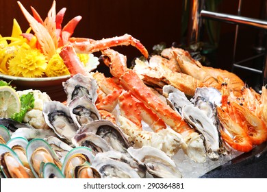 Seafood Buffet Line (Oyster And Alaska King Crab) In Hotel Restaurant 