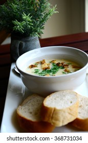 seafood chowder soup with bread