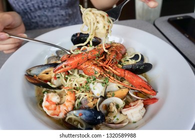 Seafood Pasta With Crawfish                  