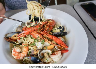 Seafood Pasta With Crawfish                  