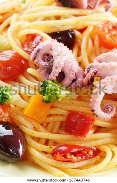 Seafood Spaghetti Marinara Pasta Octopus Shrimps Stock Photo Edit Now 187443746