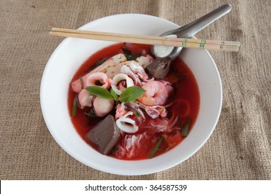 Seafood Yong Tau Foo (noodles)