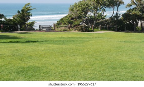 Seagrove recreation beach park in Del Mar, California USA. Seaside garden with lawn in waterfront resort. Green grass and ocean coast view from above. Picturesque coastline vista point on steep hill. - Shutterstock ID 1955297617