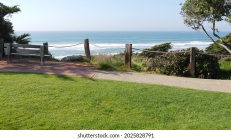 Seagrove recreation beach park in Del Mar, California USA. Seaside garden with lawn in waterfront resort. Green grass and ocean coast view from above. Picturesque coastline vista point on steep hill. - Shutterstock ID 2025828791