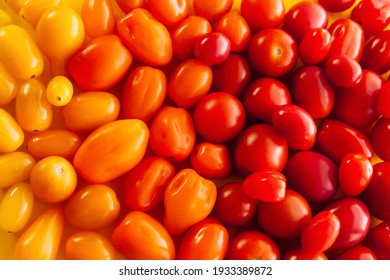 Seamless Pattern - Cherry Tomatoes Background Gradually Going From Red To Orange And To Yellow. Food Background.