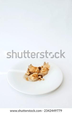 Seared scallops truffle cream sauce
