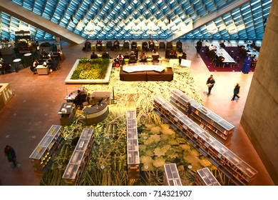 185 Seattle public library Images, Stock Photos & Vectors | Shutterstock