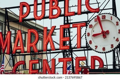 Seattle, WA, US 03-08-21 Pike Place Market Sign