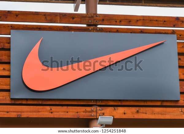 nike store tulalip