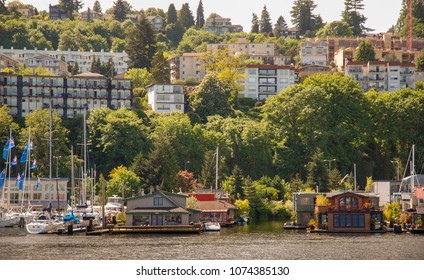 SEATTLE, WASHINGTON STATE, USA - MAY 2007: House Boats And Sailing Boats On Lake Union Near The City Centre