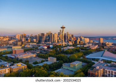 Seattle, Washington USA 24 August 2021 the downtown Seattle, Washington skyline and the Space Needle at sunset 
