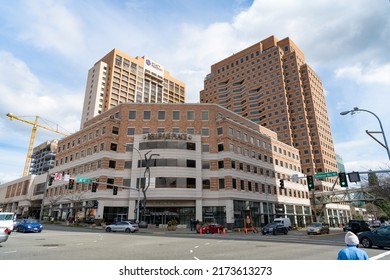 Seattle, Washington, USA - April 2, 2021: Bellevue Place Building Containing Hotels Offices And Shopping