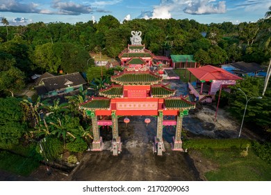 Sebong Pereh Bintan,June 2022: Sangharama Monastery have two giant statue, one is the magnificent ‘Guan Sheng Di Jun’, the biggest of its kind in southeast asia and statue is the giant turtle statue