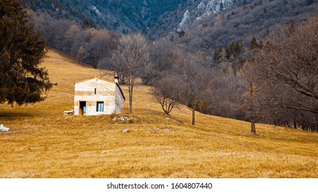 Secluded Mountain House With Plain