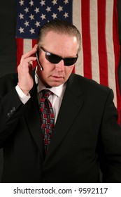 A Secret Service Agent Speaks On His Ear Piece