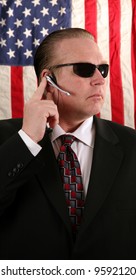 A Secret Service Agent Speaks On His Ear Piece