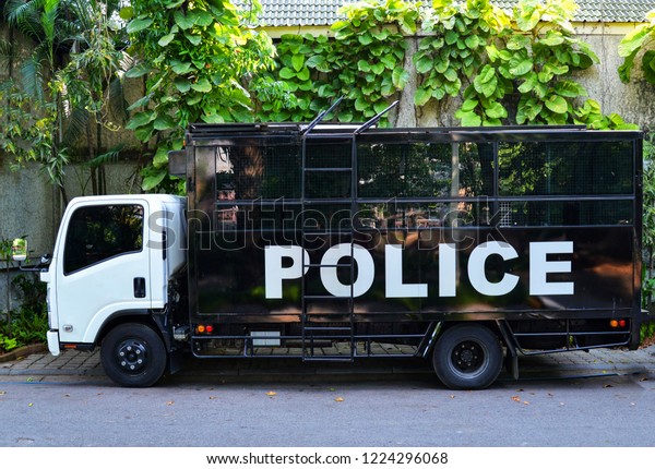 Security and police cars SWAT van / Truck\
police cage for prisoner move\
transportation