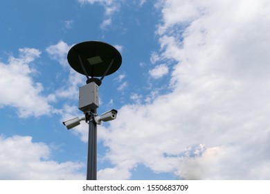 Security Surveillance Cameras Mounted On Street Stock Photo 1550683709 ...