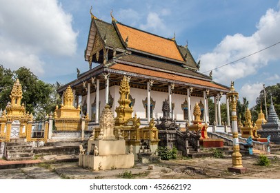 Seema Malaka Temple On Beira Lake.