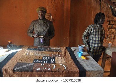 Segou, Mali - December, 27, 2014: Local People And Tourists Working In Segou