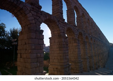 segovia archiecture ancient europe stone aqueduct