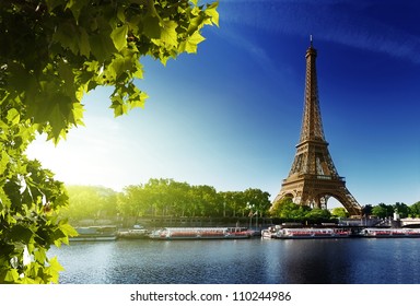 Seine In Paris With Eiffel Tower In Sunrise Time