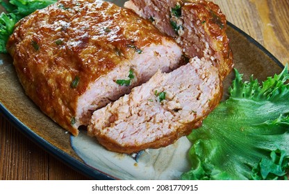 Sekana Pecene - Tschechisches Fleisch, Kombination aus gemahlenem Rindfleisch und Schweinefleisch, Eiern, gesalzenem Brot und einer Vielzahl von Gewürzen wie Marjoram und Cumin.