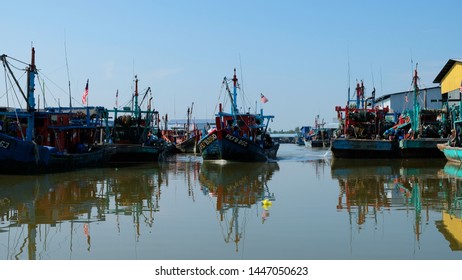 110 Fishing village kuala selangor malaysia Images, Stock Photos ...