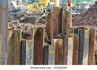 SELANGOR, MALAYSIA Ã¢Â?Â? MARCH 12, 2015: Retaining Wall Steel Sheet Pile At Construction Site. Steel Sheet Pile Used As Temporary Retaining Wall Before Begin The Excavation Works.  