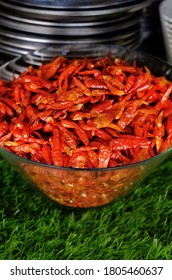 Select A Focal Point On The Prepared Red Chilies In A Clear Glass Bowl To Mix Them.