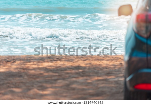 Selected\
focus,Summer car with suitcase and landscape of beach.Free space\
for your decoration,Holiday trip\
concept,-Image.